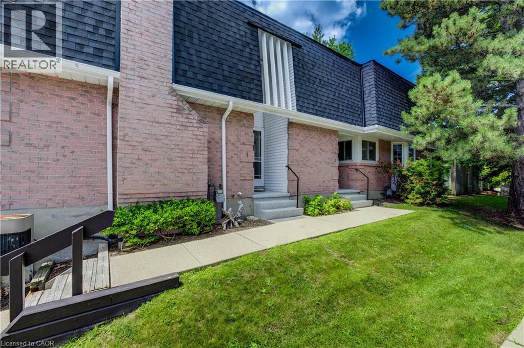 493 Beechwood Drive Unit# 4, Waterloo, ON - Outdoor