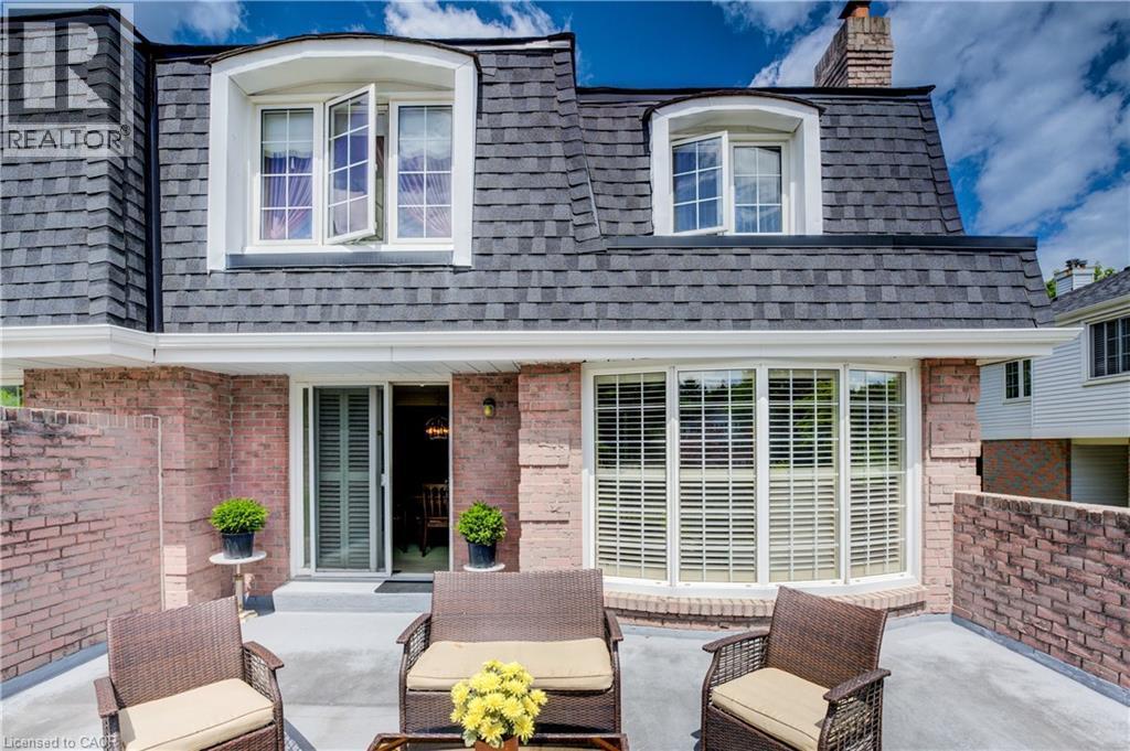 493 Beechwood Drive Unit# 4, Waterloo, ON - Outdoor With Facade