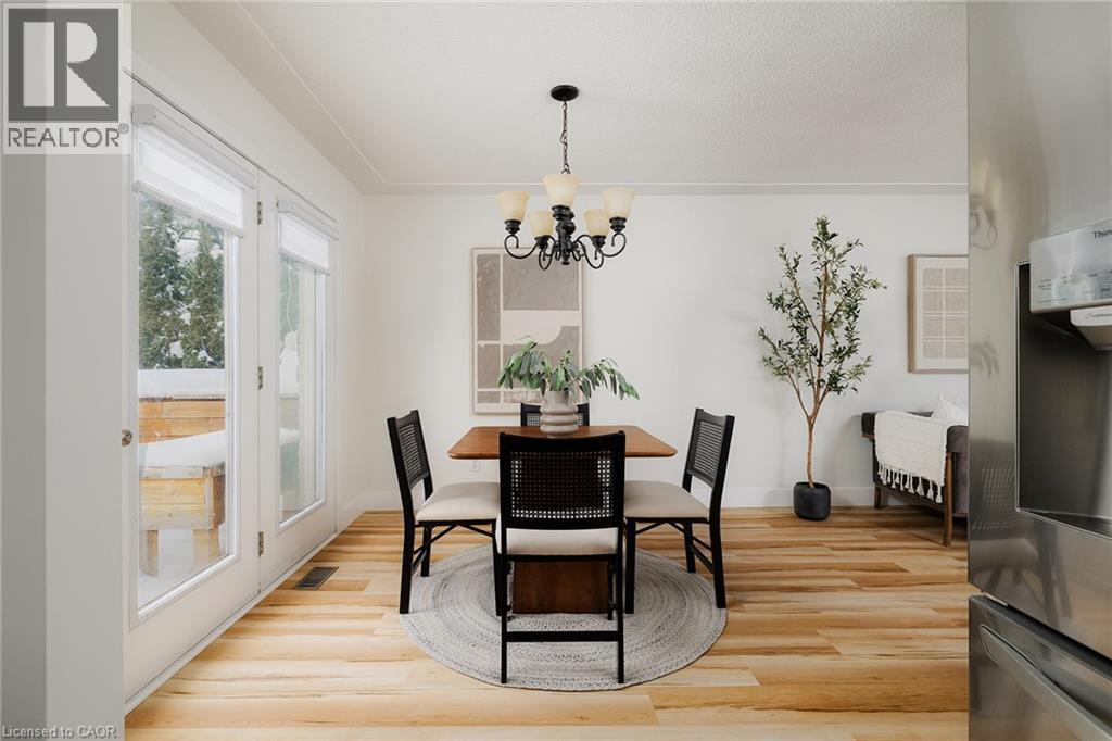 23 Dooley Drive, Kitchener, ON - Indoor Photo Showing Dining Room