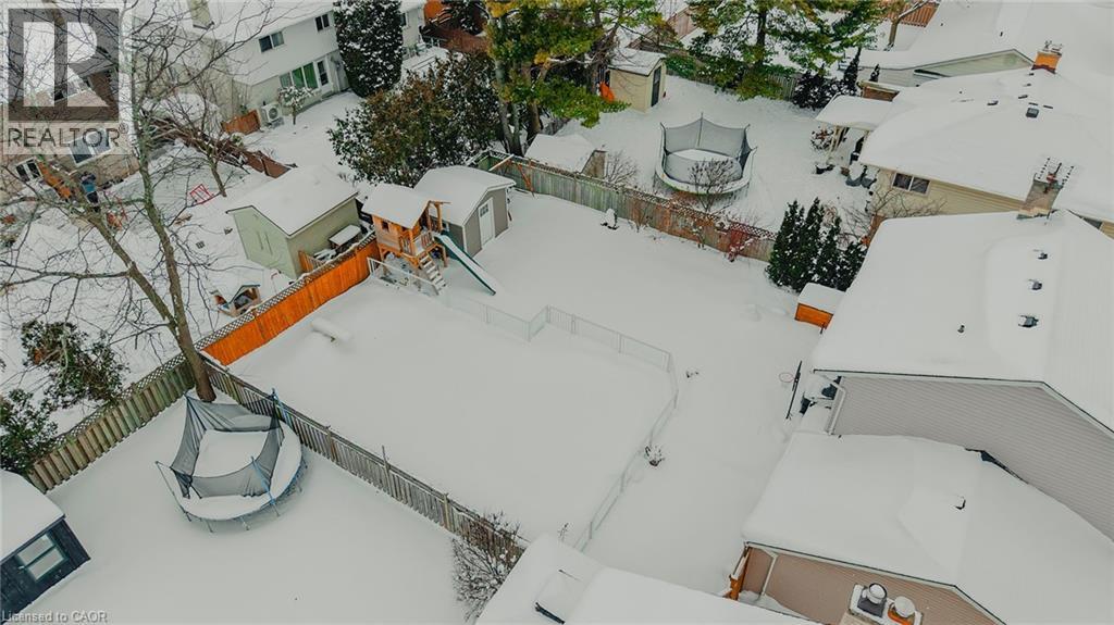 23 Dooley Drive, Kitchener, ON - Outdoor