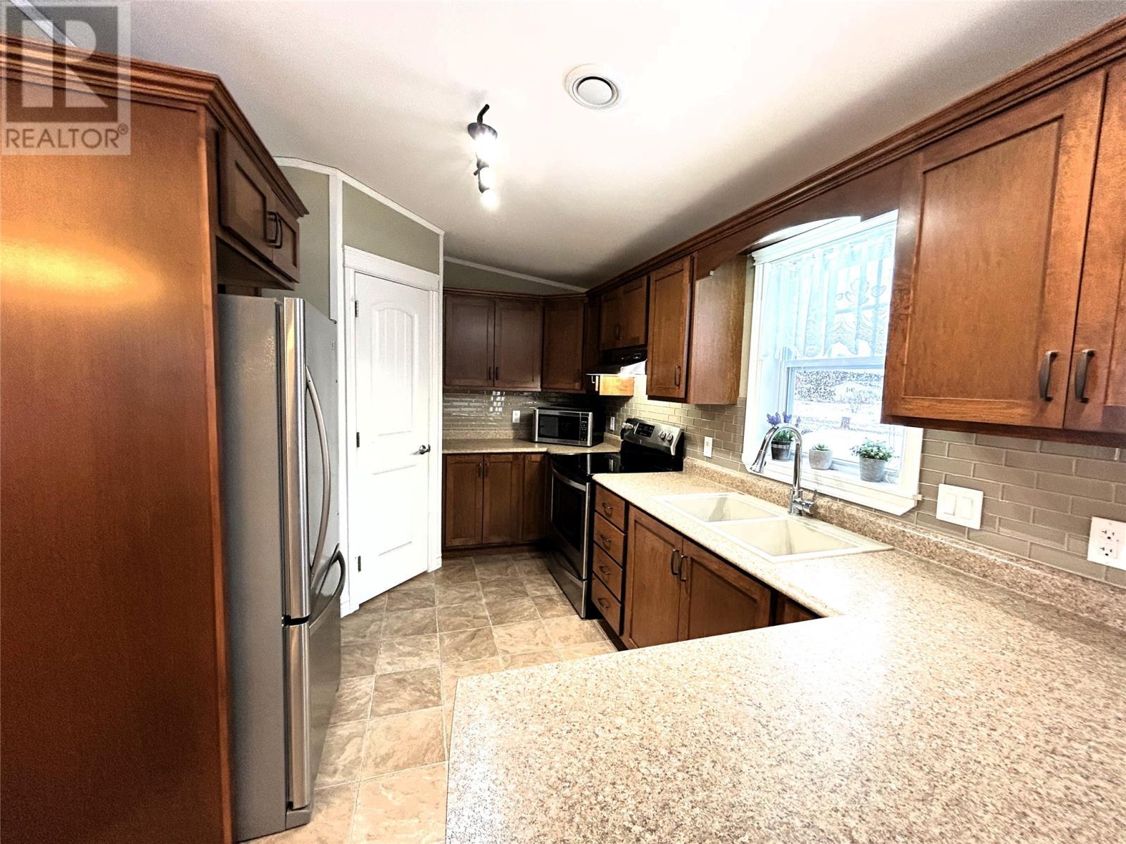 1 Leonard Drive, Port Au Port East, NL - Indoor Photo Showing Kitchen