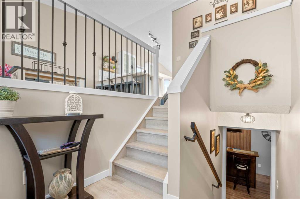 6 Easterbrook Place Se, Airdrie, AB - Indoor Photo Showing Other Room