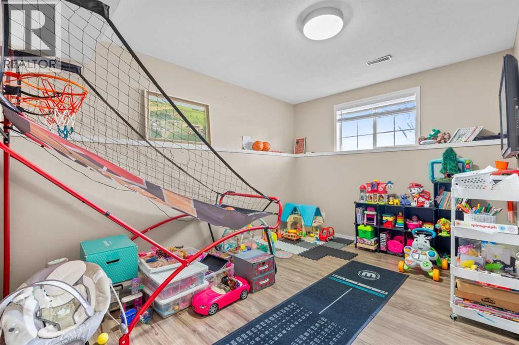 6 Easterbrook Place Se, Airdrie, AB - Indoor Photo Showing Other Room