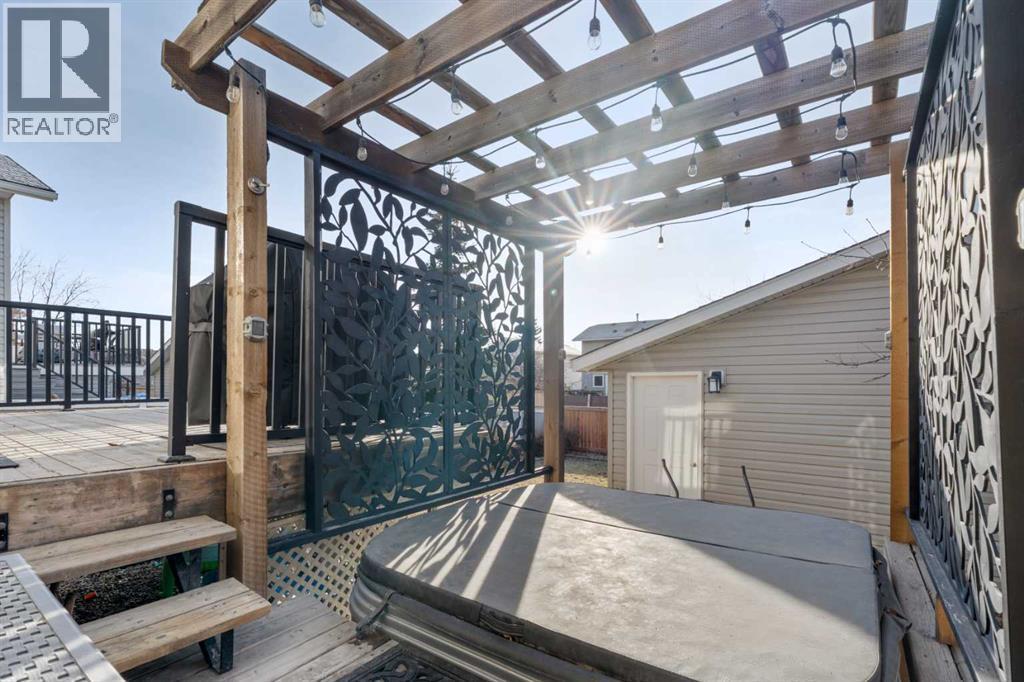 6 Easterbrook Place Se, Airdrie, AB - Outdoor