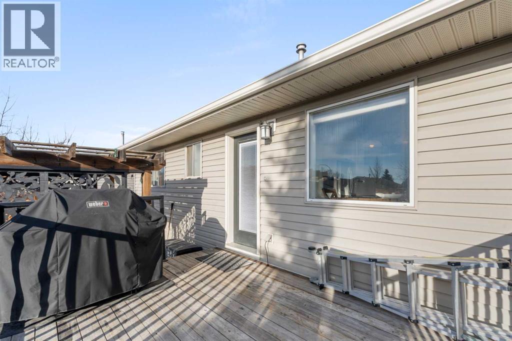 6 Easterbrook Place Se, Airdrie, AB - Outdoor With Deck Patio Veranda With Exterior