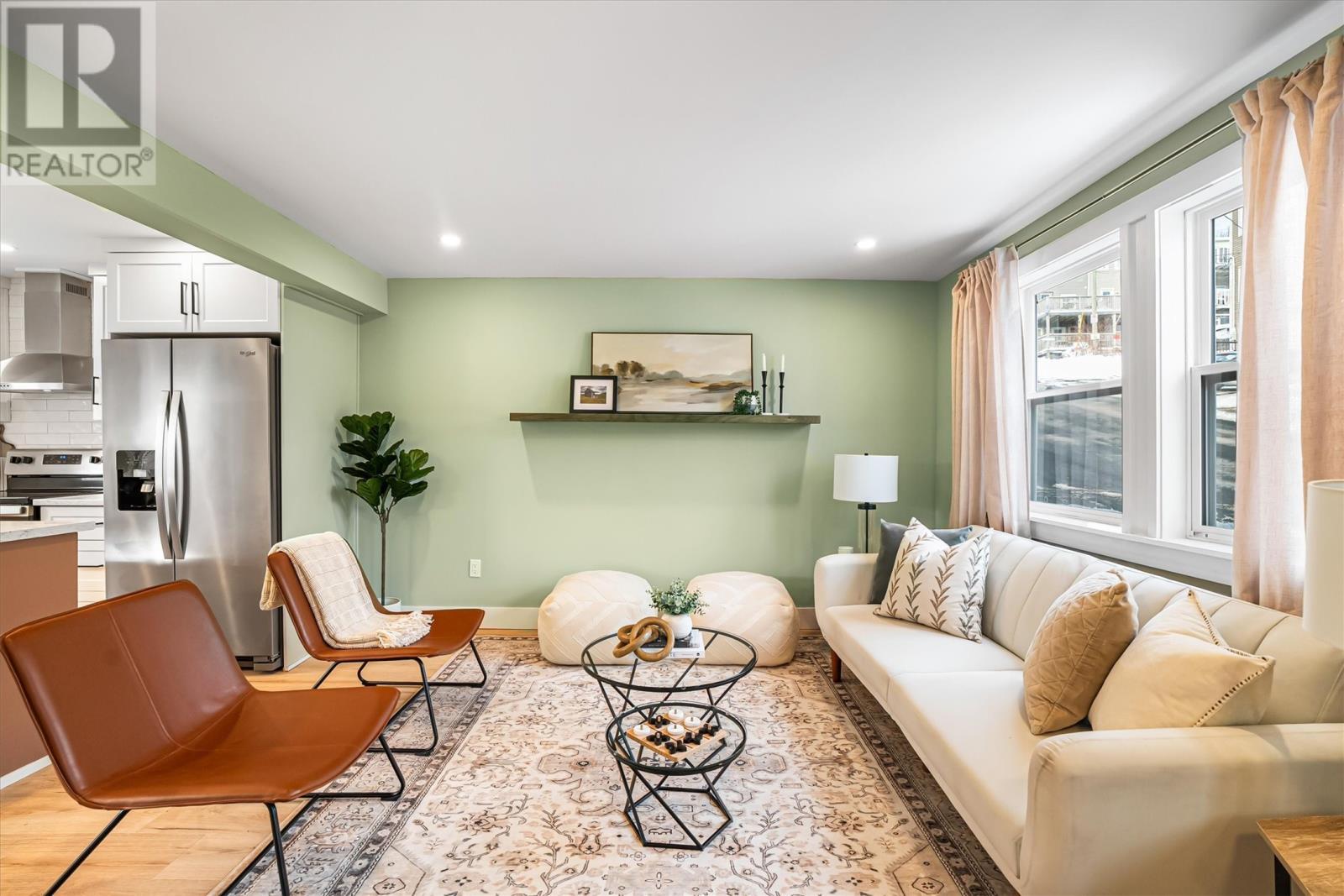 9 Stephen Place, St. John'S, NL - Indoor Photo Showing Other Room