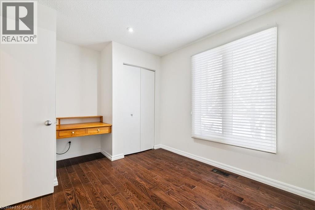 25 Bannisdale Way, Hamilton, ON - Indoor Photo Showing Other Room