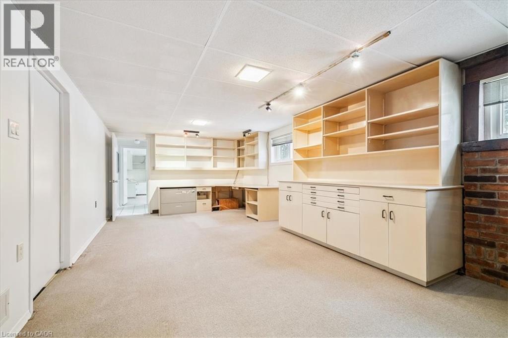 25 Bannisdale Way, Hamilton, ON - Indoor Photo Showing Other Room