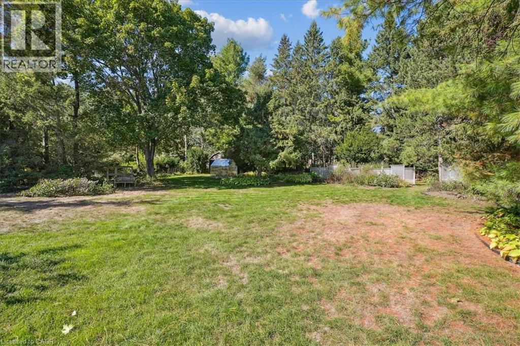 25 Bannisdale Way, Hamilton, ON - Outdoor