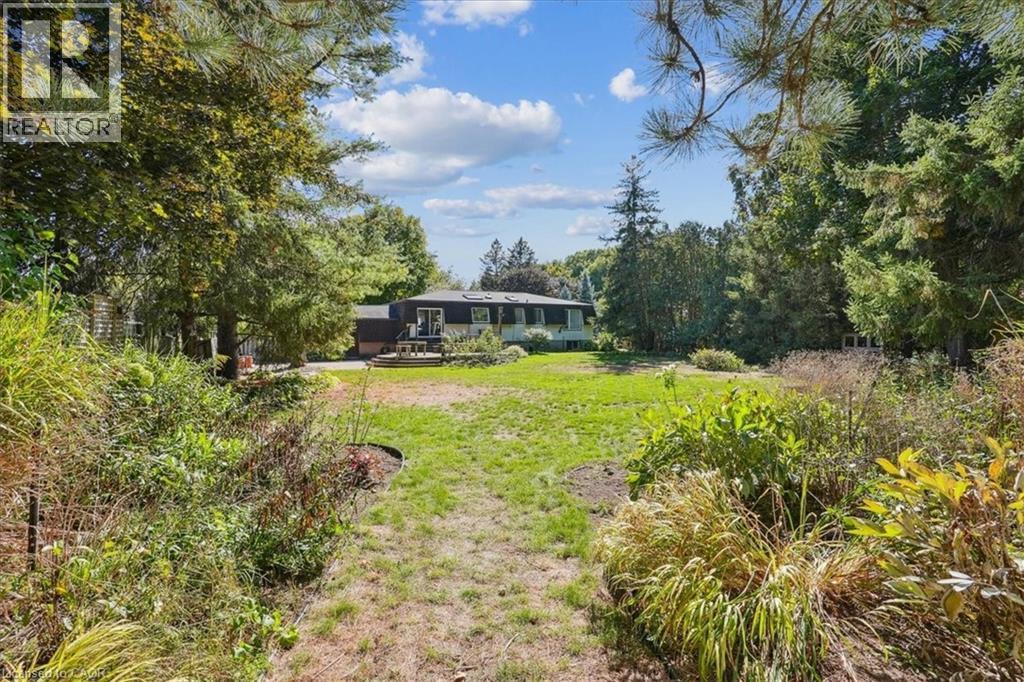 25 Bannisdale Way, Hamilton, ON - Outdoor