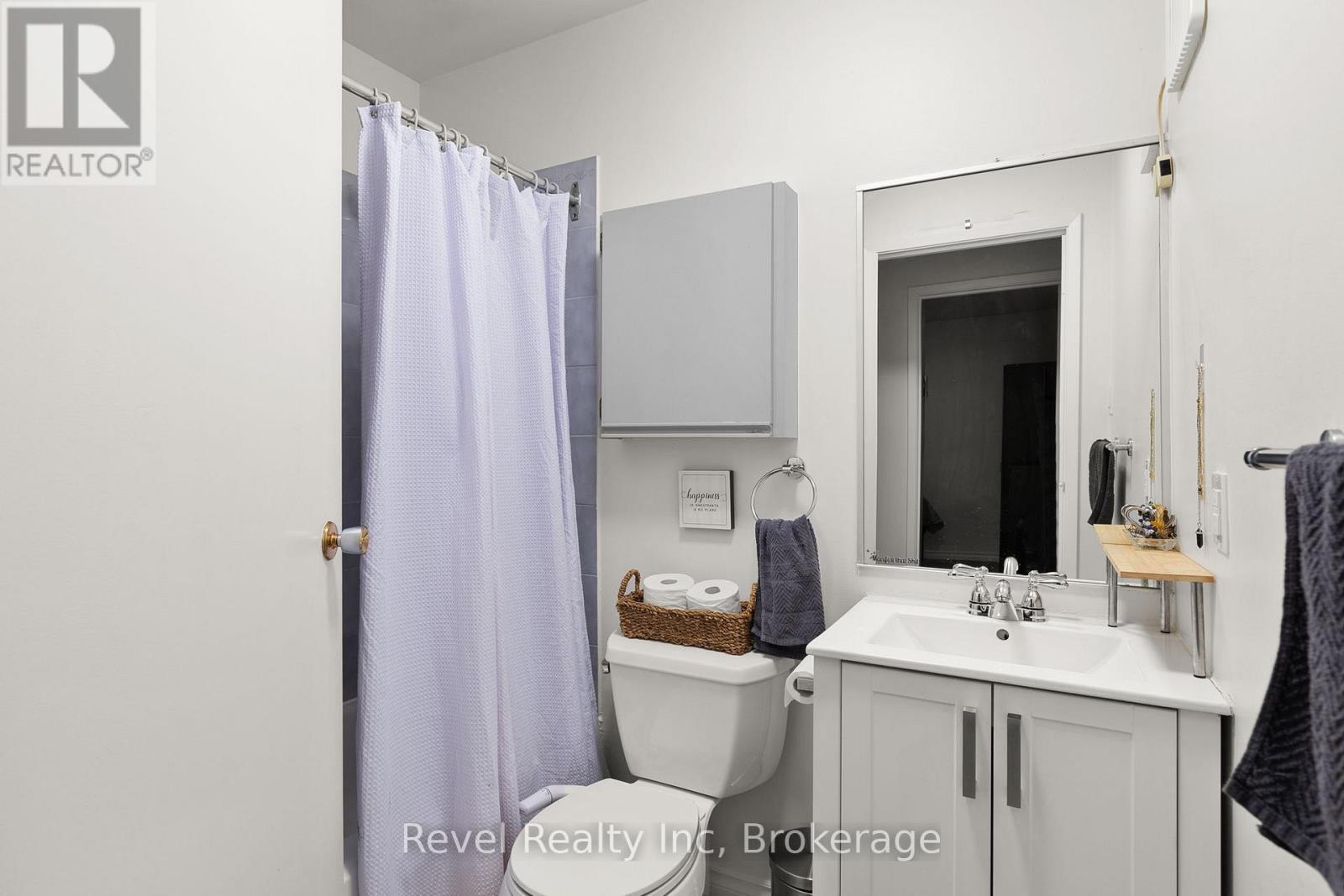 206 - 1 Georgian Bay Avenue, Parry Sound, ON - Indoor Photo Showing Bathroom