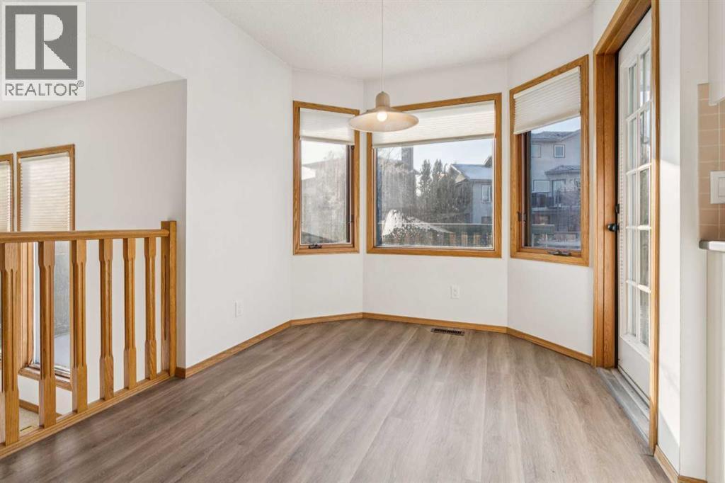 124 Edgebrook Road Nw, Calgary, AB - Indoor Photo Showing Other Room