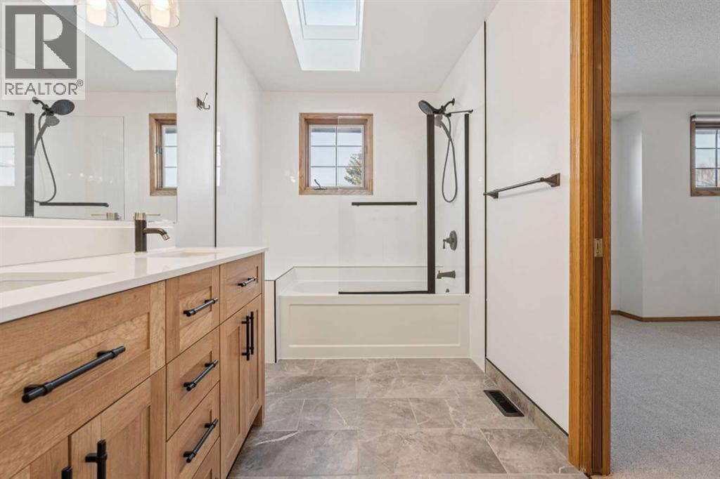 124 Edgebrook Road Nw, Calgary, AB - Indoor