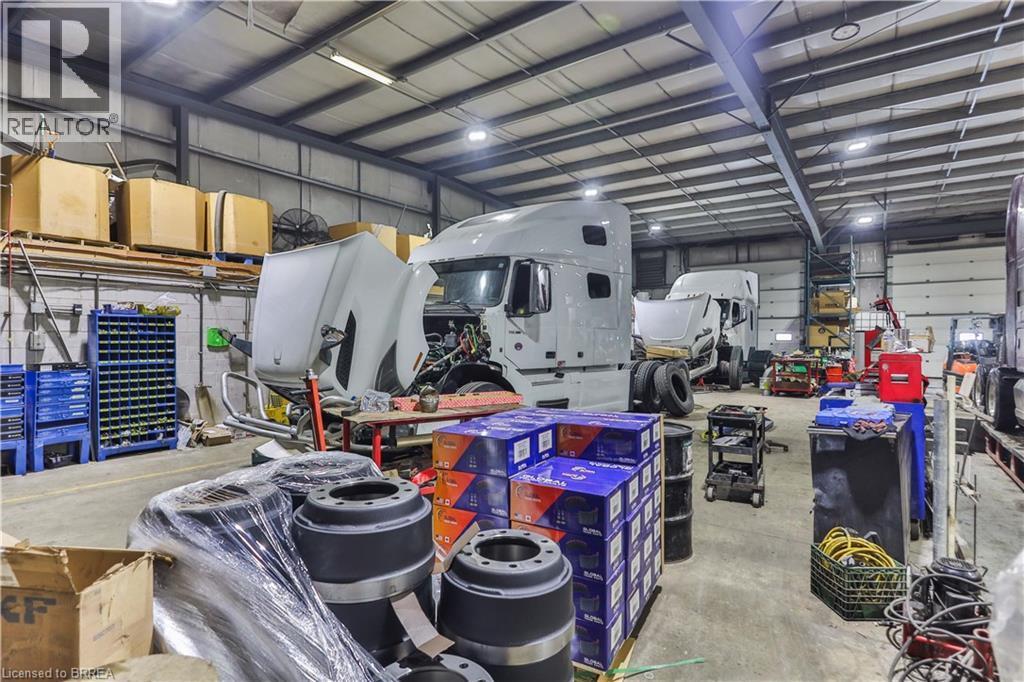 35 Sharp Road, Brantford, ON