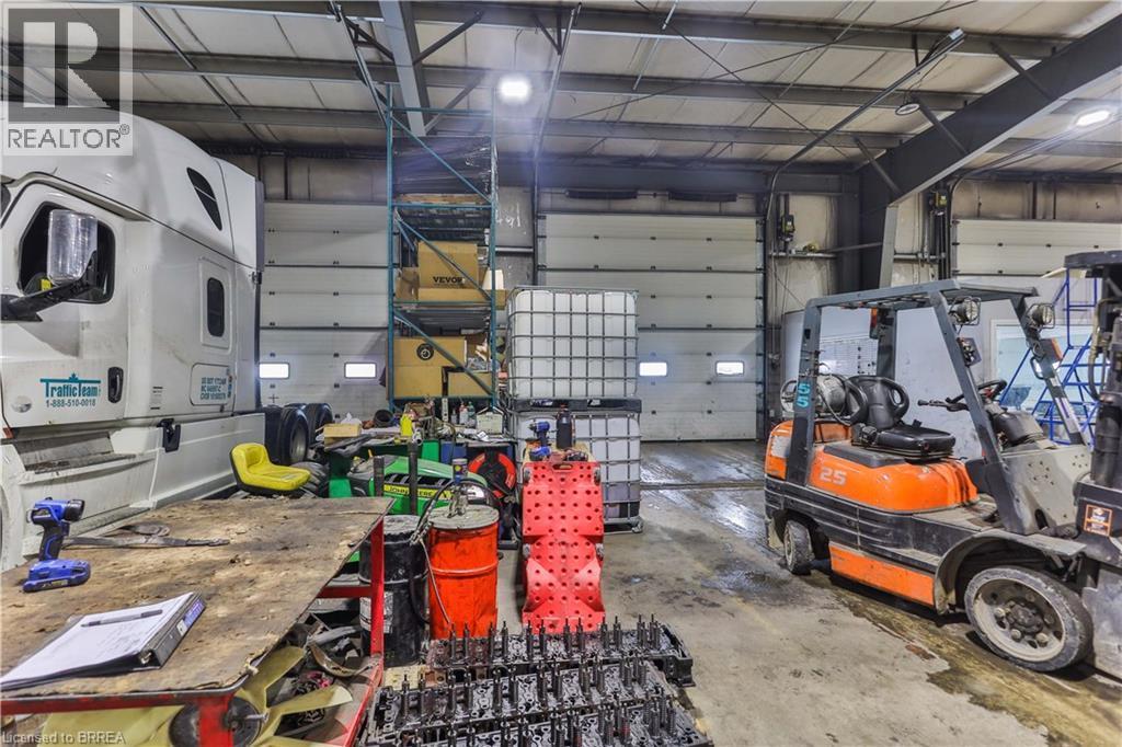 35 Sharp Road, Brantford, ON