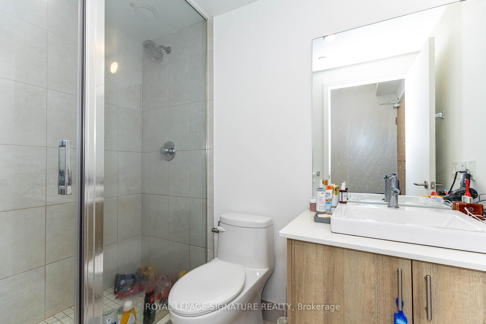 513-1195 The Queensway N/A, Toronto, ON - Indoor Photo Showing Bathroom