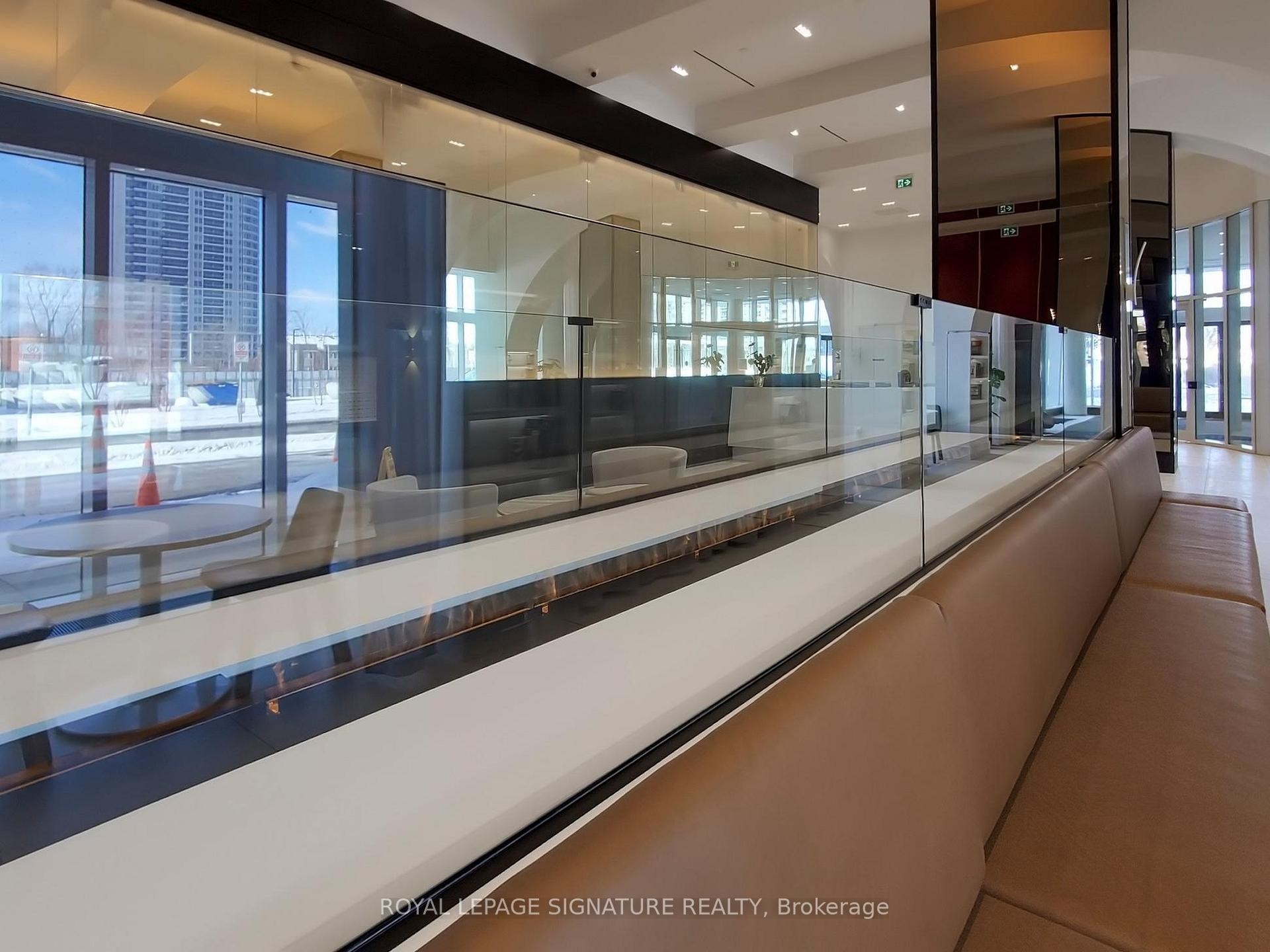 602-2033 Kennedy Road, Toronto, ON - Indoor Photo Showing Other Room