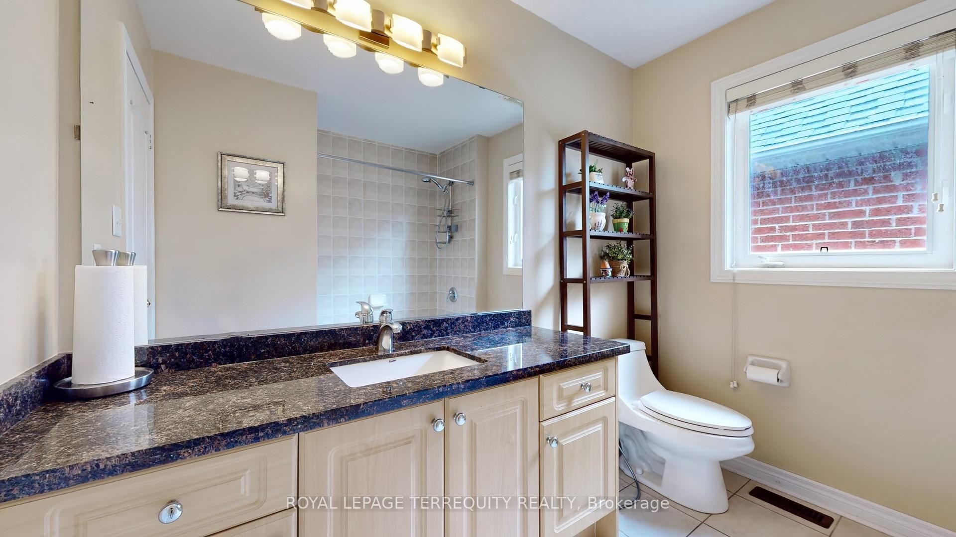 69 Vine Cliff Boulevard, Markham, ON - Indoor Photo Showing Bathroom