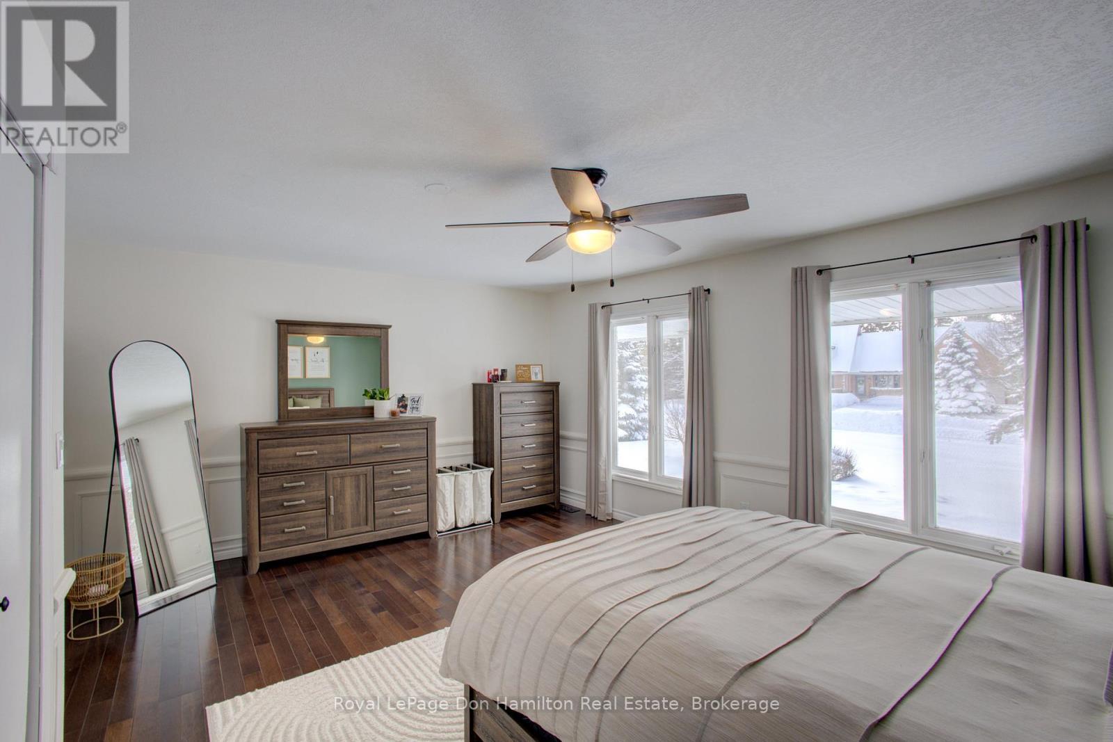 675 Prospect Street, Minto, ON - Indoor Photo Showing Bedroom