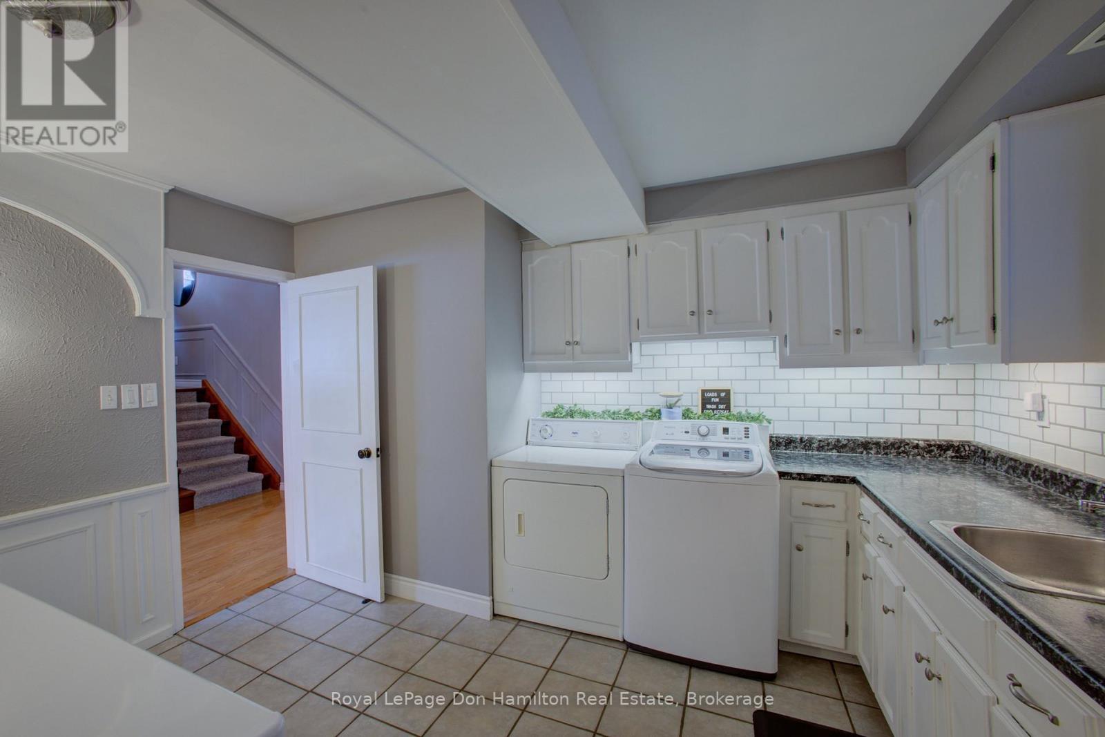 675 Prospect Street, Minto, ON - Indoor Photo Showing Laundry Room