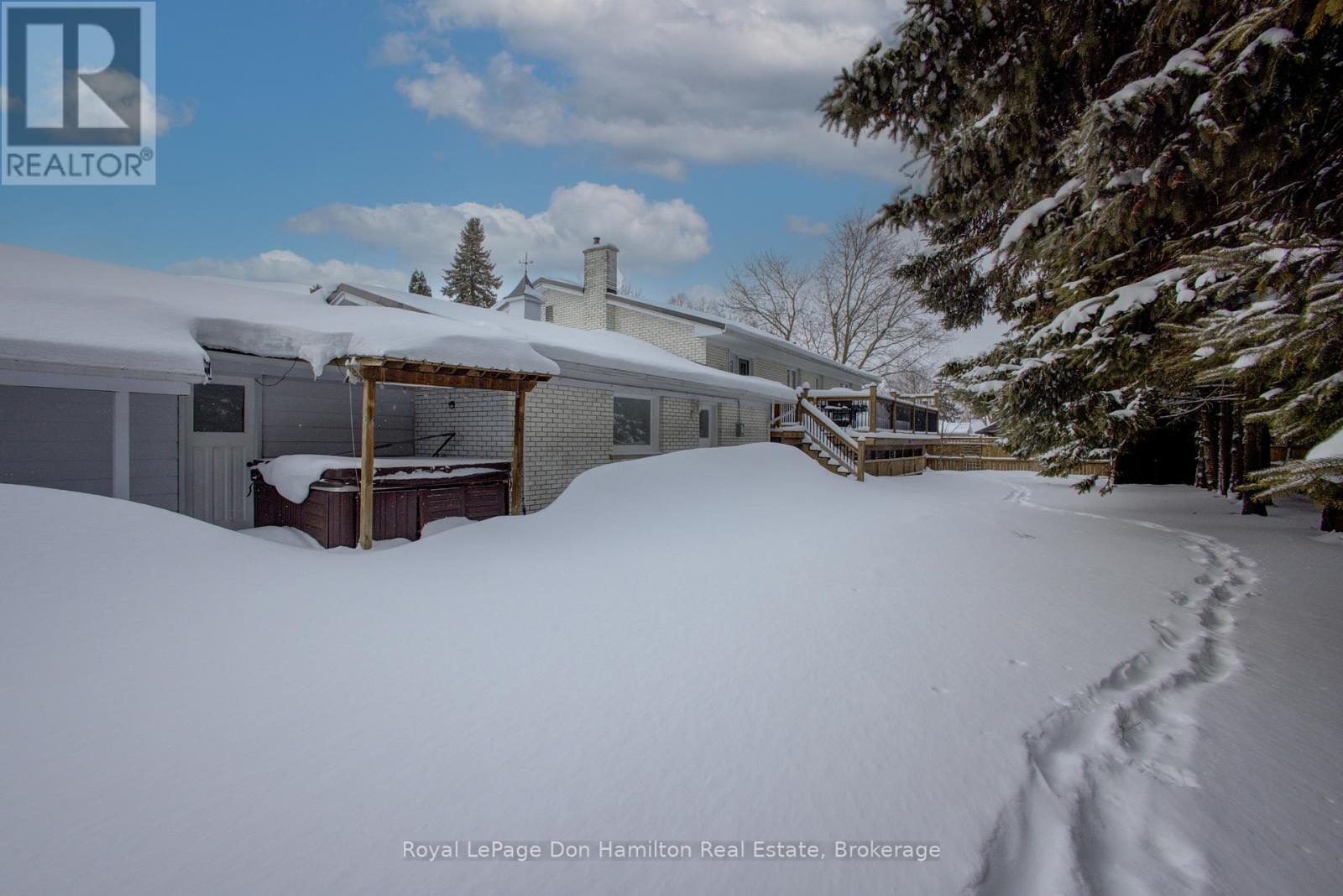 675 Prospect Street, Minto, ON - Outdoor