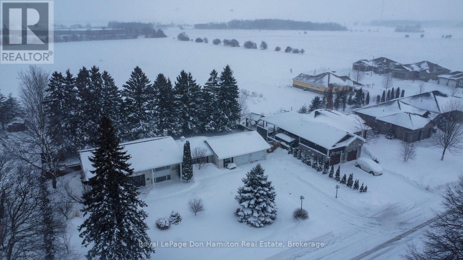 675 Prospect Street, Minto, ON - Outdoor With View