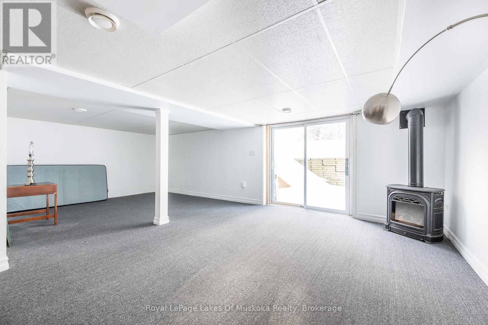 256 Woodland Drive, Huntsville (Chaffey), ON - Indoor