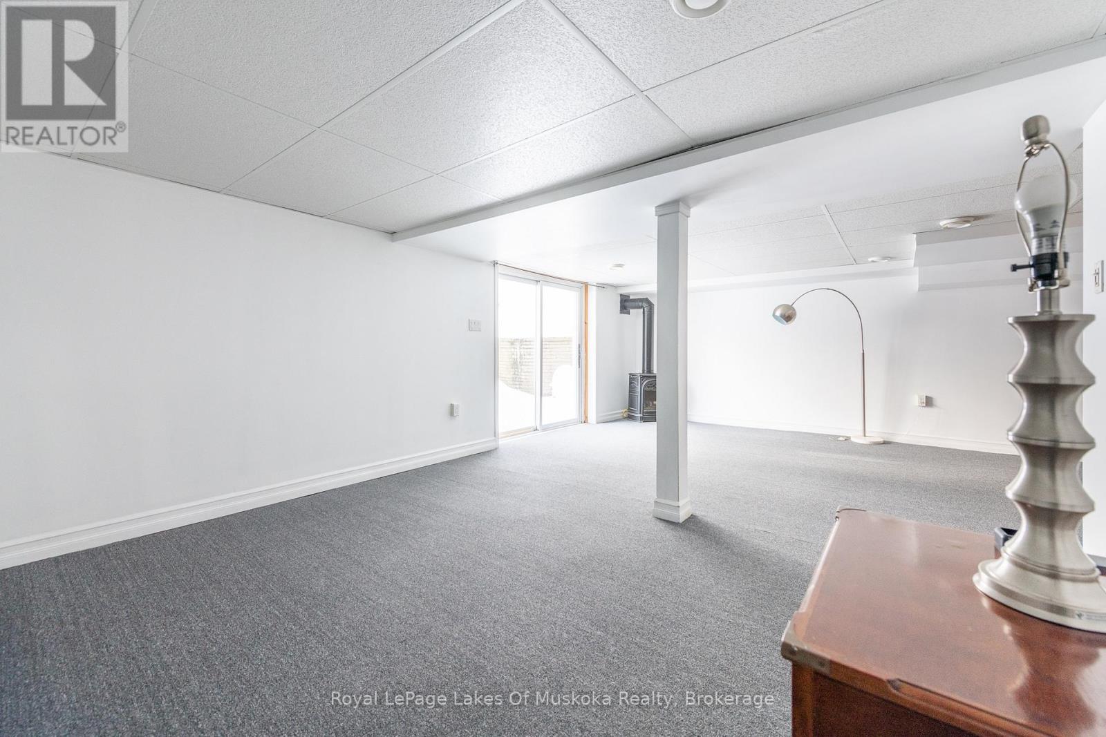 256 Woodland Drive, Huntsville (Chaffey), ON - Indoor Photo Showing Other Room