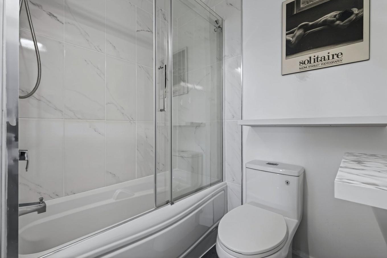 Bathroom - 410-5520 Boul. Henri-Bourassa, Québec (Charlesbourg), QC - Indoor Photo Showing Bathroom