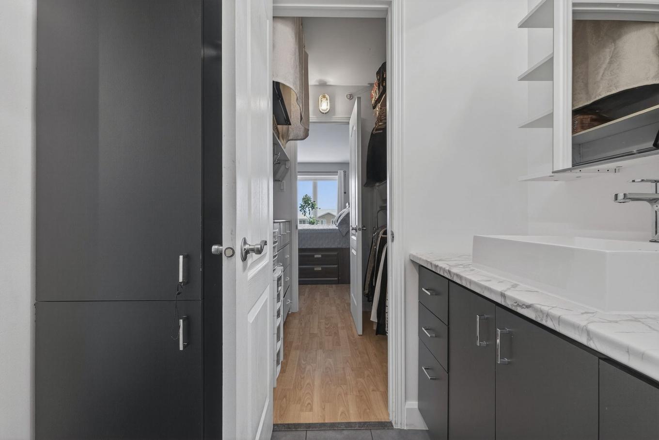 Bathroom - 410-5520 Boul. Henri-Bourassa, Québec (Charlesbourg), QC - Indoor