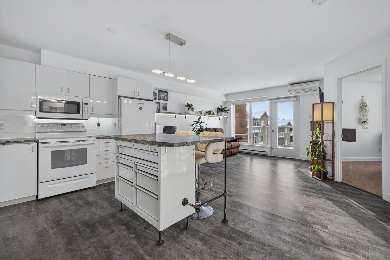 Kitchen - 410-5520 Boul. Henri-Bourassa, Québec (Charlesbourg), QC - Indoor Photo Showing Kitchen
