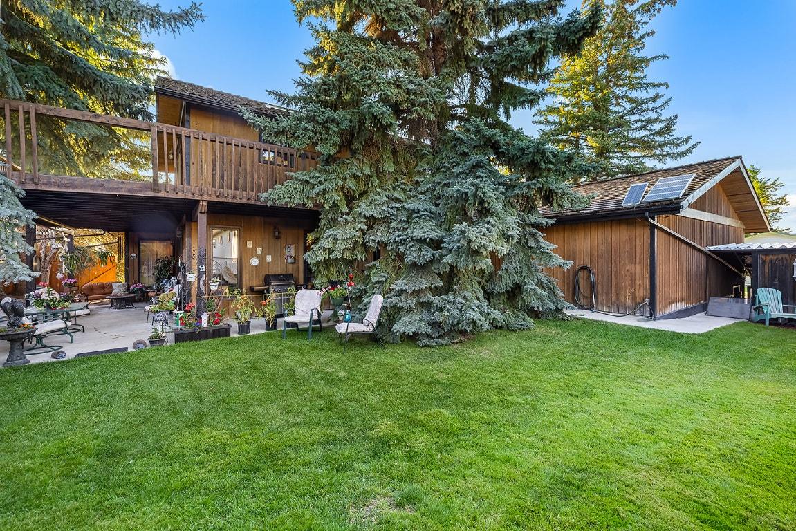 1804 13Th Avenue, Cranbrook, BC - Outdoor With Deck Patio Veranda