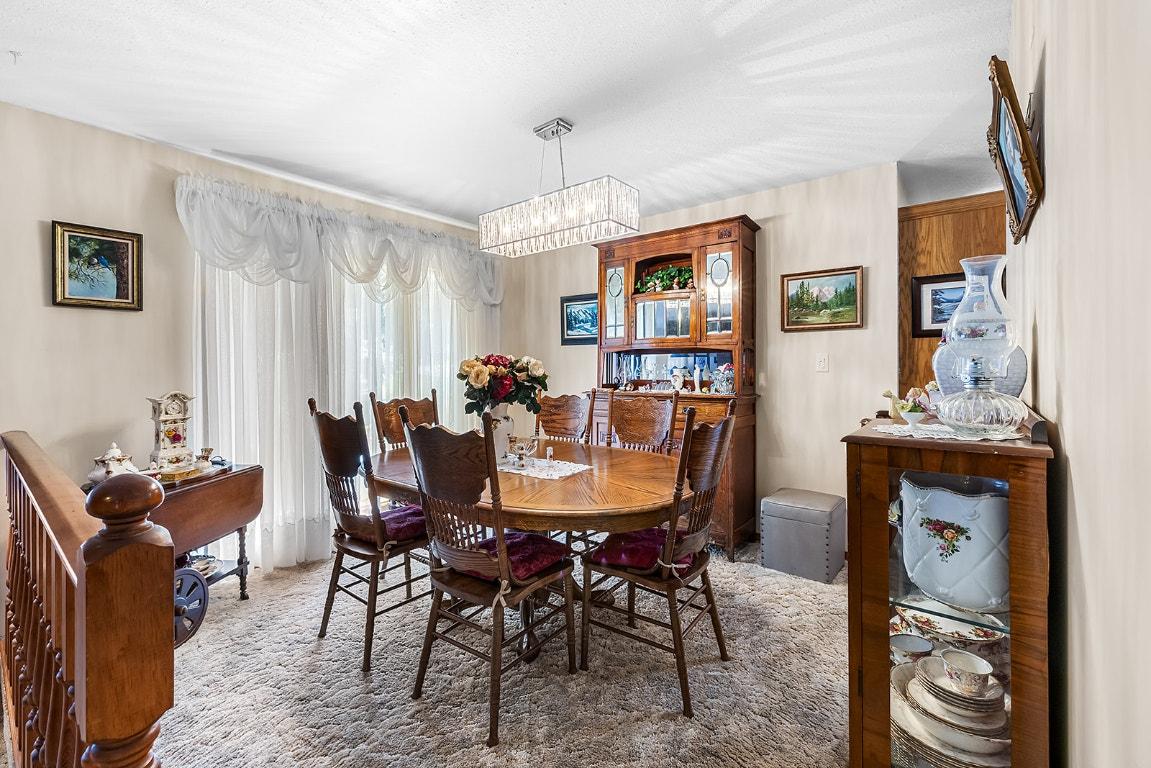 1804 13Th Avenue, Cranbrook, BC - Indoor Photo Showing Dining Room