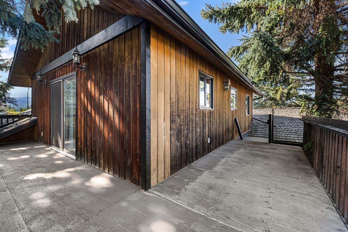 1804 13Th Avenue, Cranbrook, BC - Outdoor With Exterior