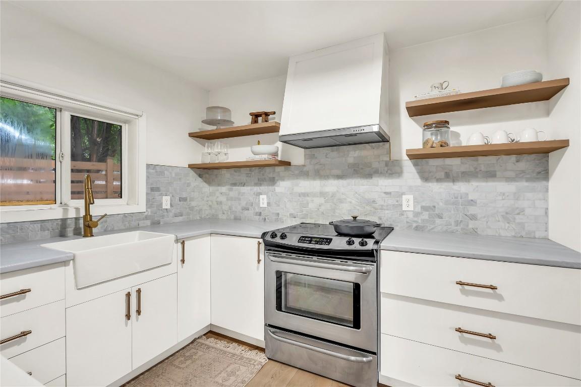 11716 Prairie Valley Road, Summerland, BC - Indoor Photo Showing Kitchen With Upgraded Kitchen