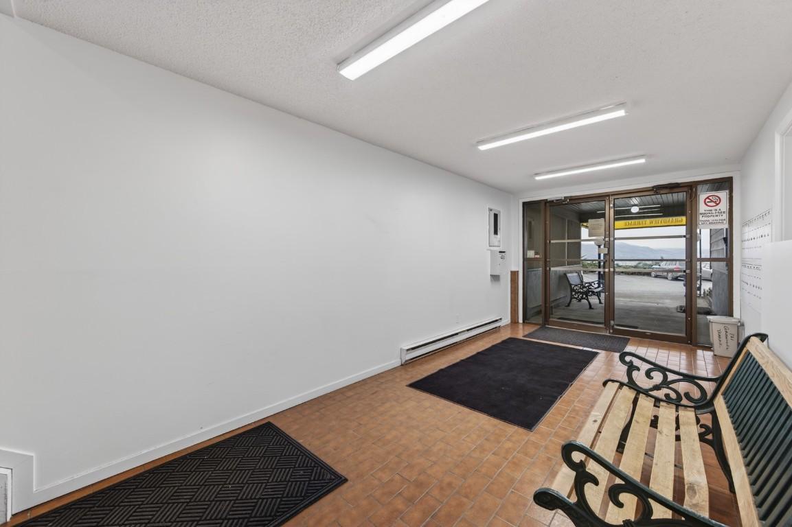 107-751 Grandview Terrace, Kamloops, BC - Indoor Photo Showing Other Room