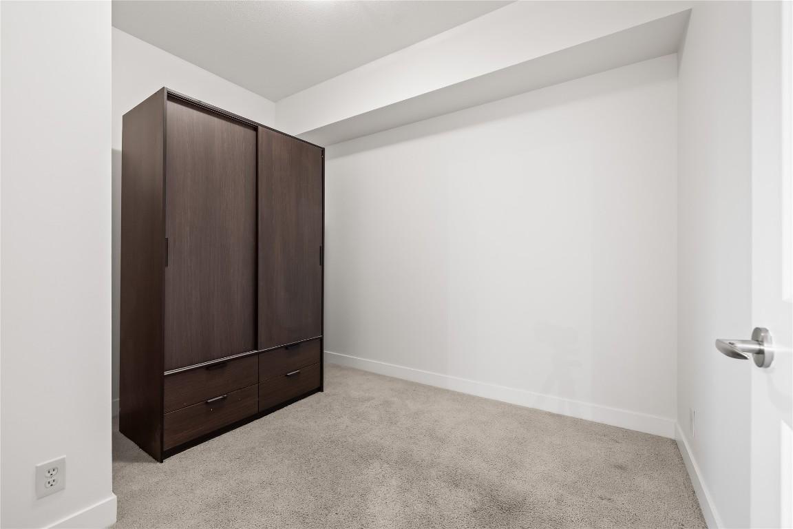 416-850 Saucier Avenue, Kelowna, BC - Indoor Photo Showing Other Room