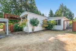 1520 King Rd Qualicum Beach, BC V9K 2A8
