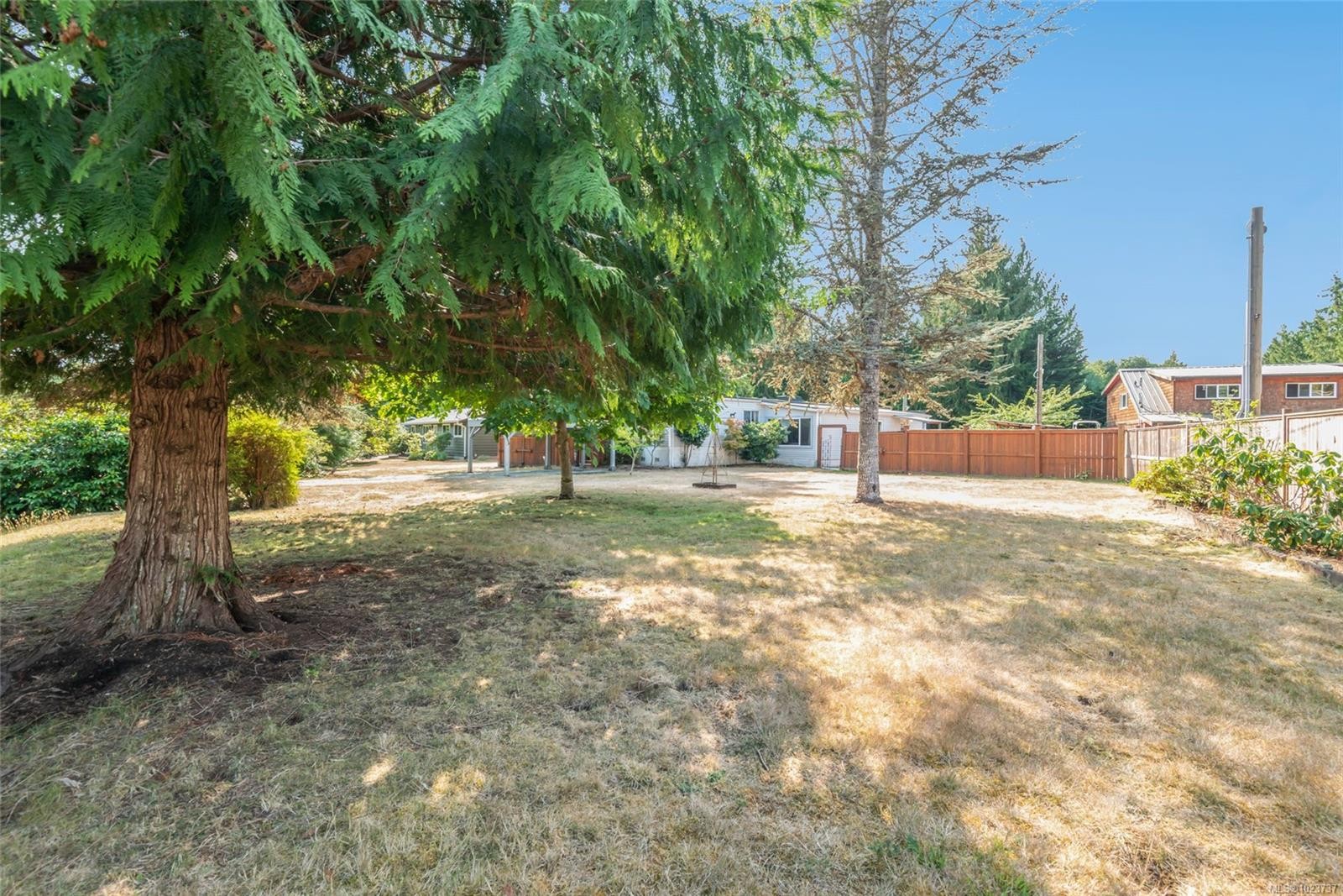 1520 King Rd, Qualicum Beach, BC