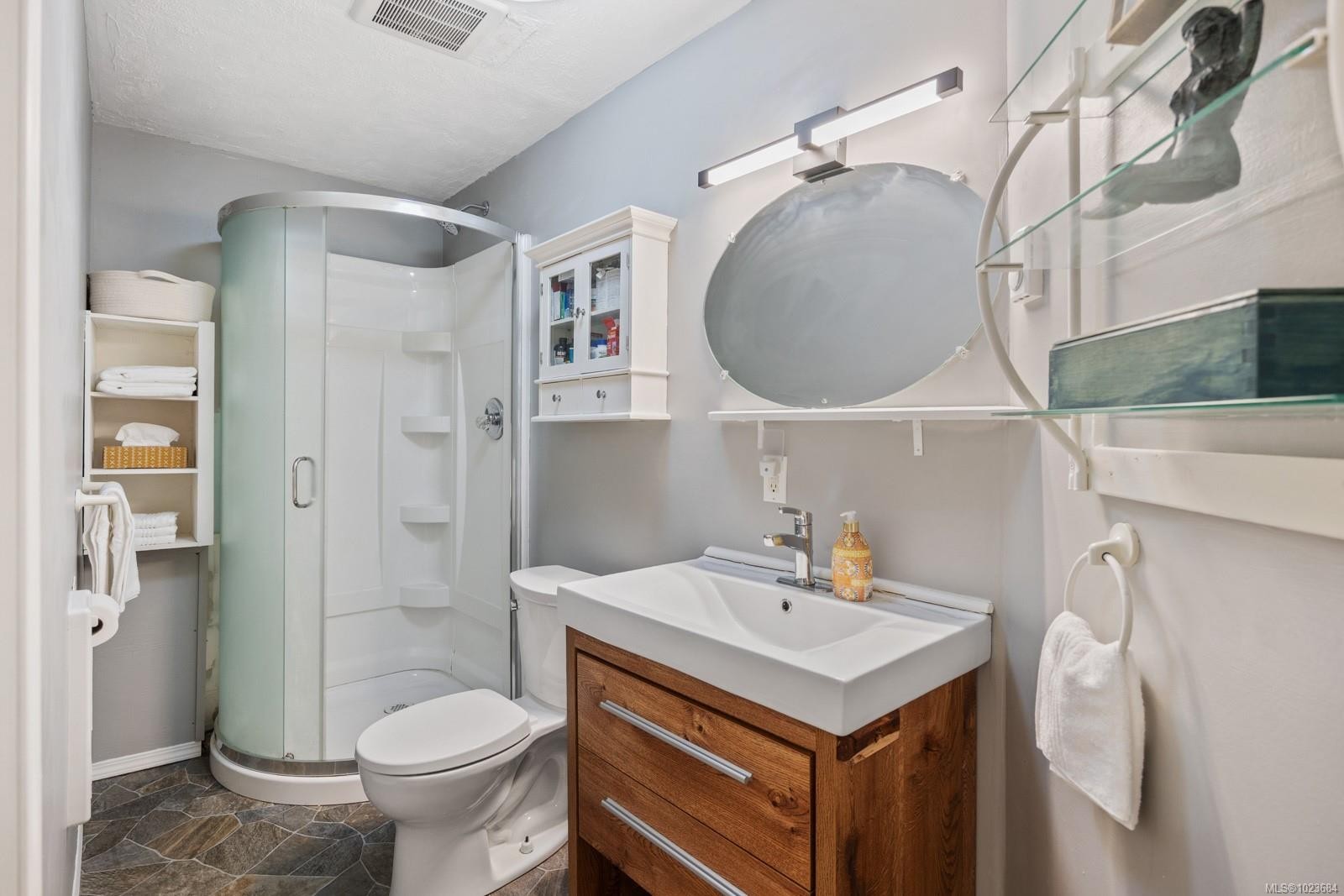 2153 Stadacona Dr, Comox, BC