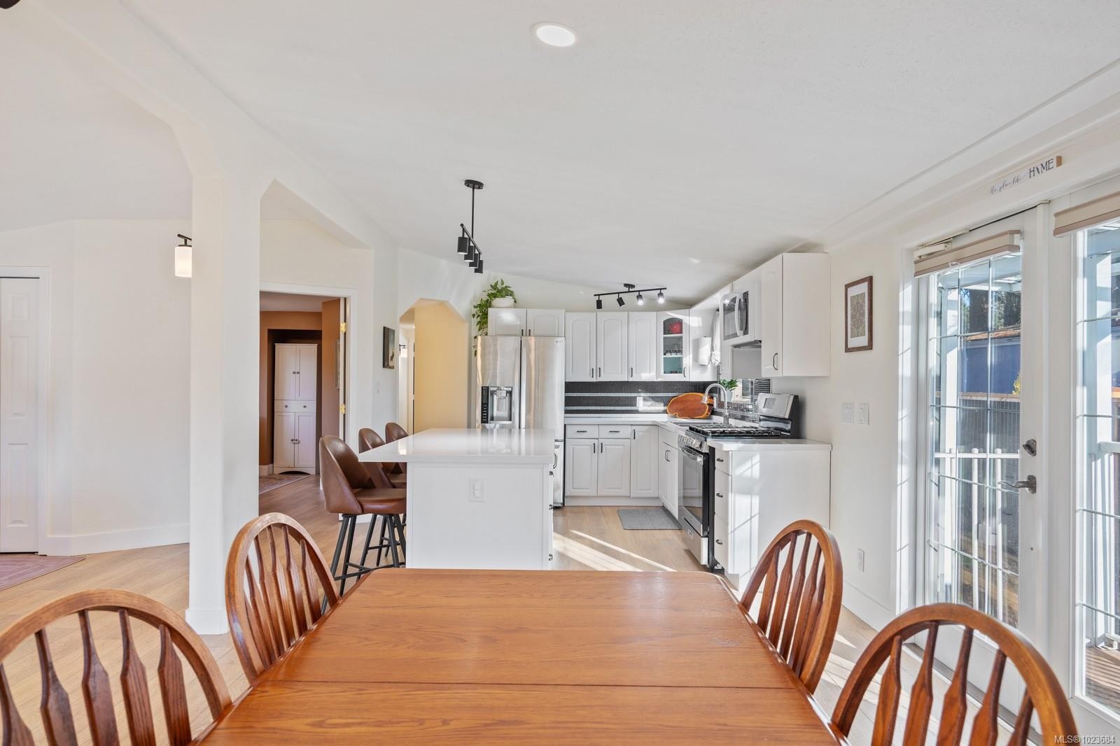 2153 Stadacona Dr, Comox, BC