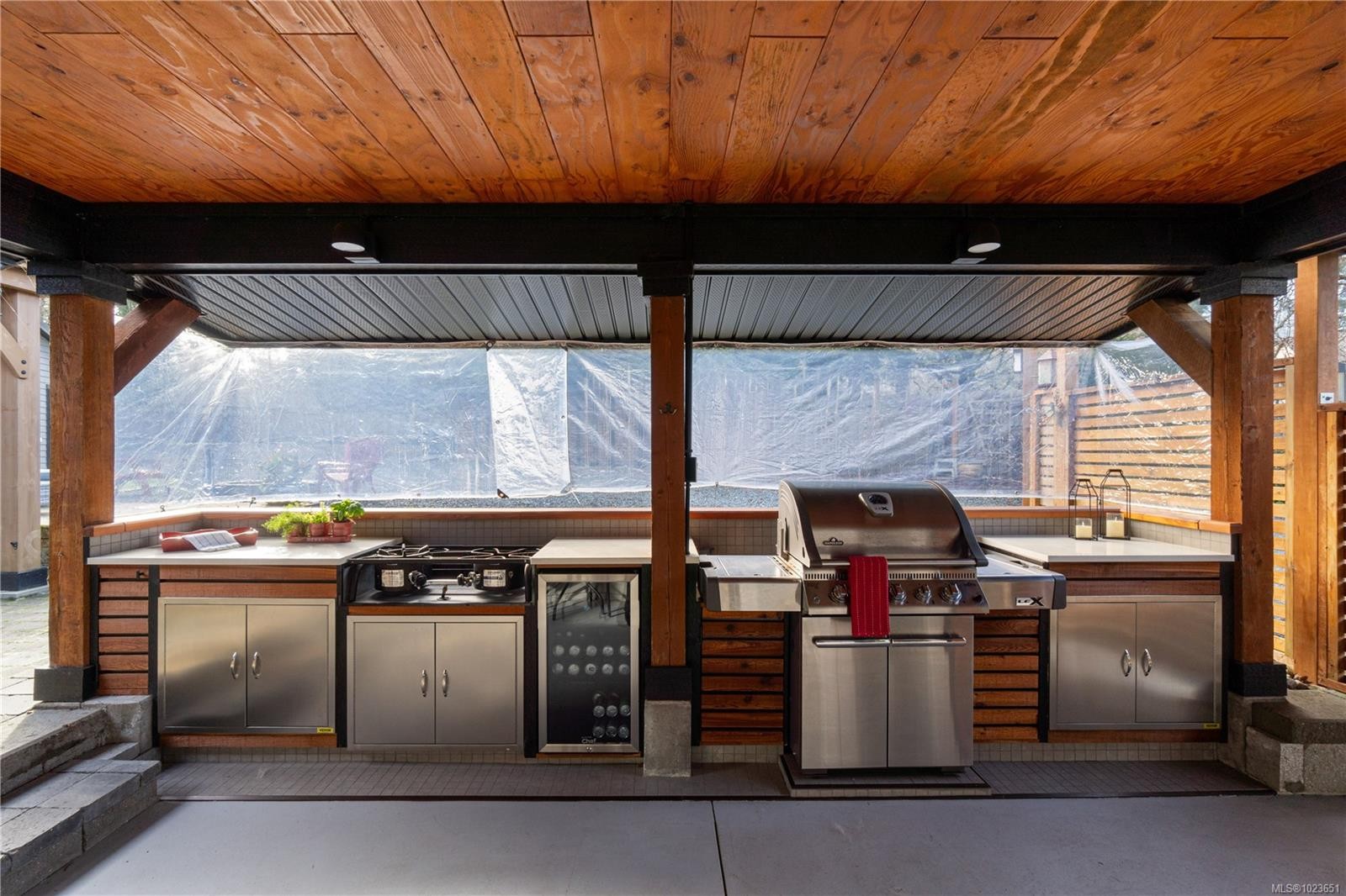 674 Hawthorne Rise, Parksville, BC