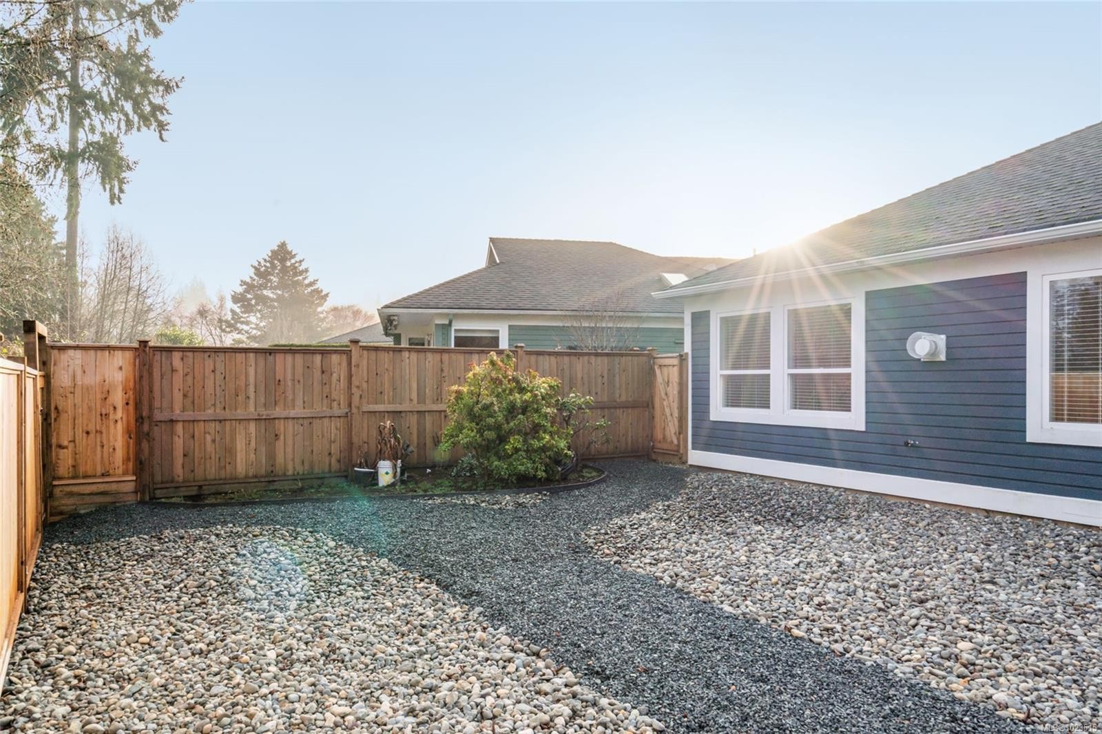 1293 Oceanside Dr, Qualicum Beach, BC