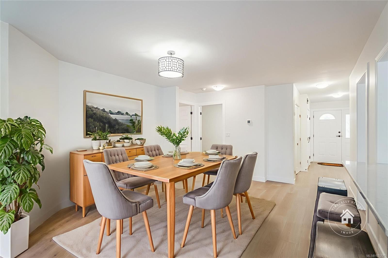 1293 Oceanside Dr, Qualicum Beach, BC