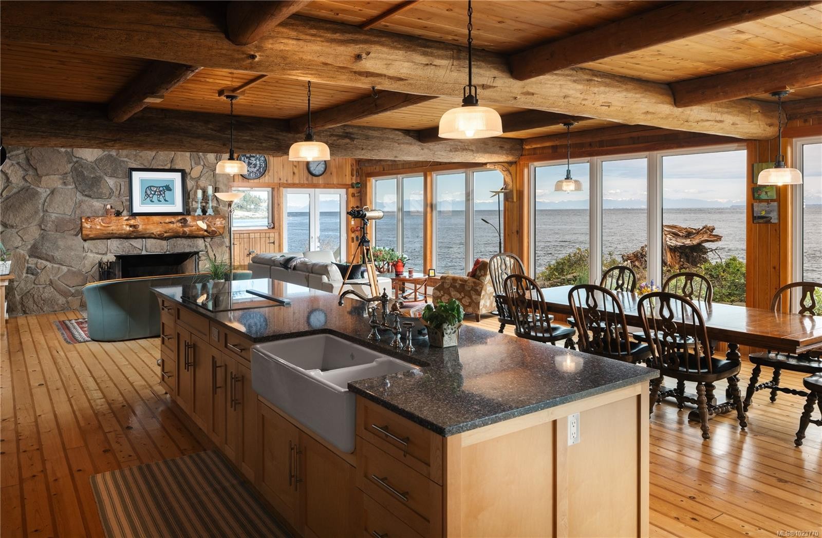 281 Bellhouse Rd, Galiano Island, BC