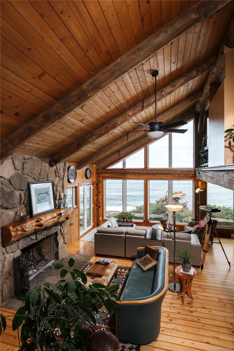 281 Bellhouse Rd, Galiano Island, BC