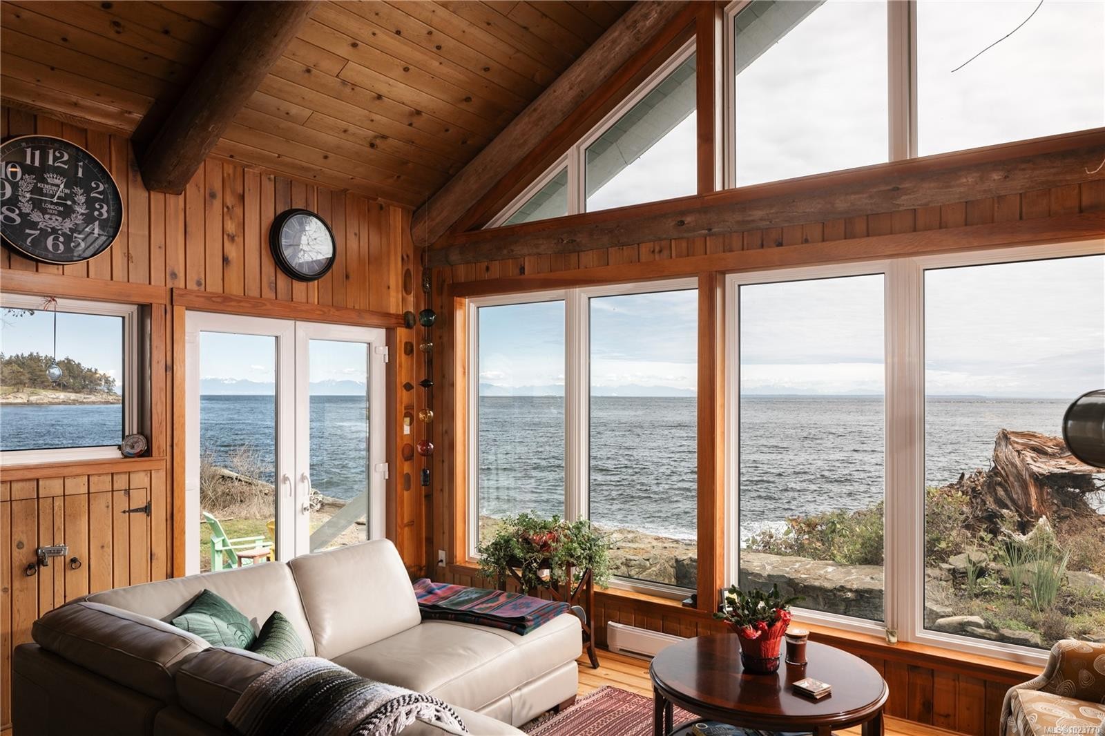 281 Bellhouse Rd, Galiano Island, BC