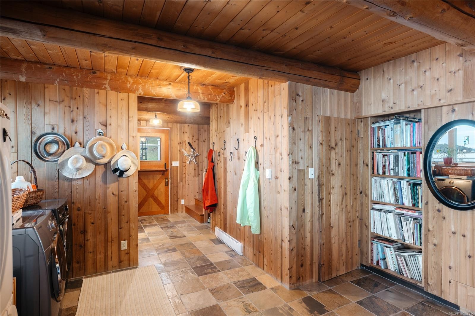 281 Bellhouse Rd, Galiano Island, BC