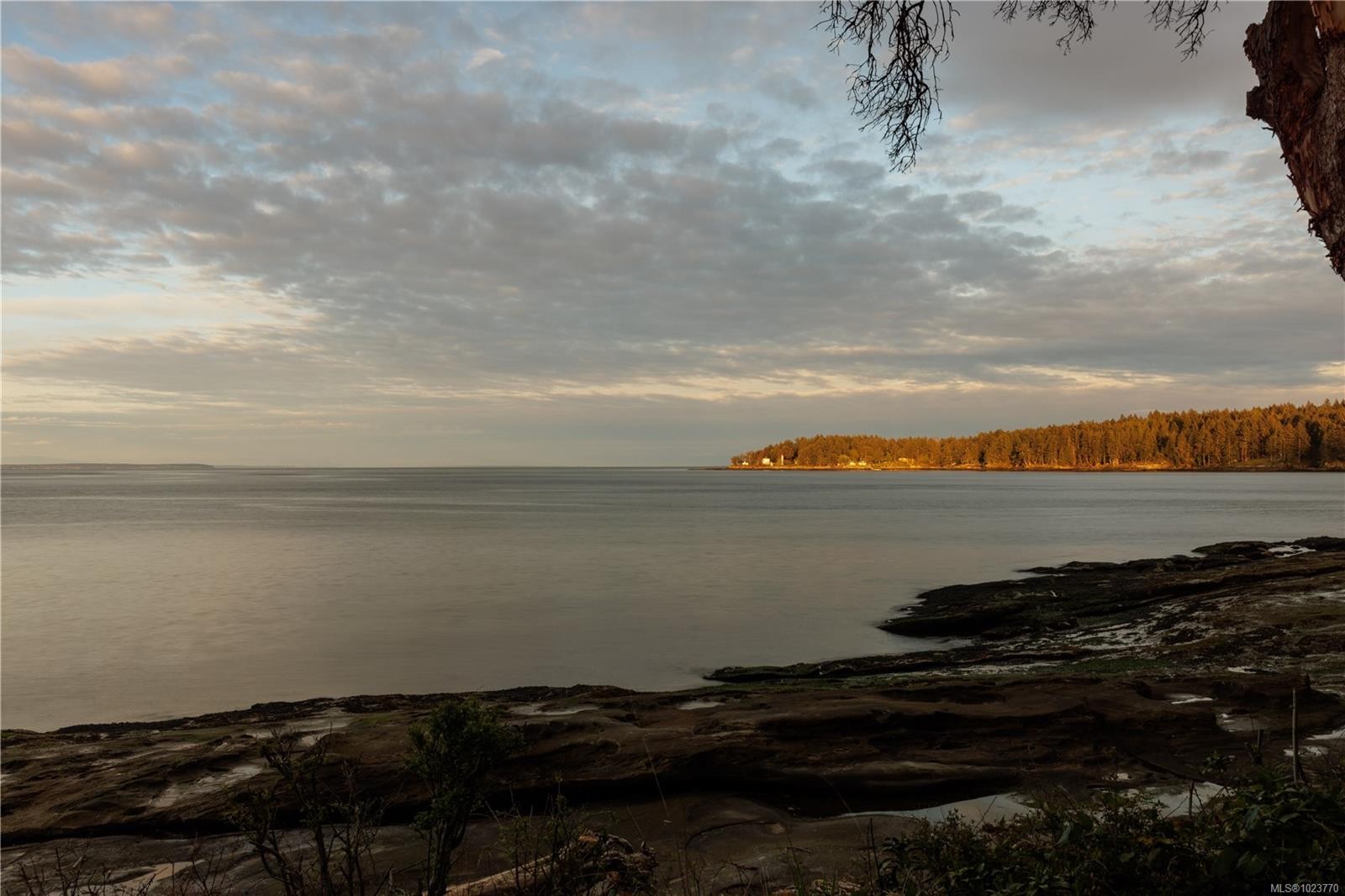 281 Bellhouse Rd, Galiano Island, BC