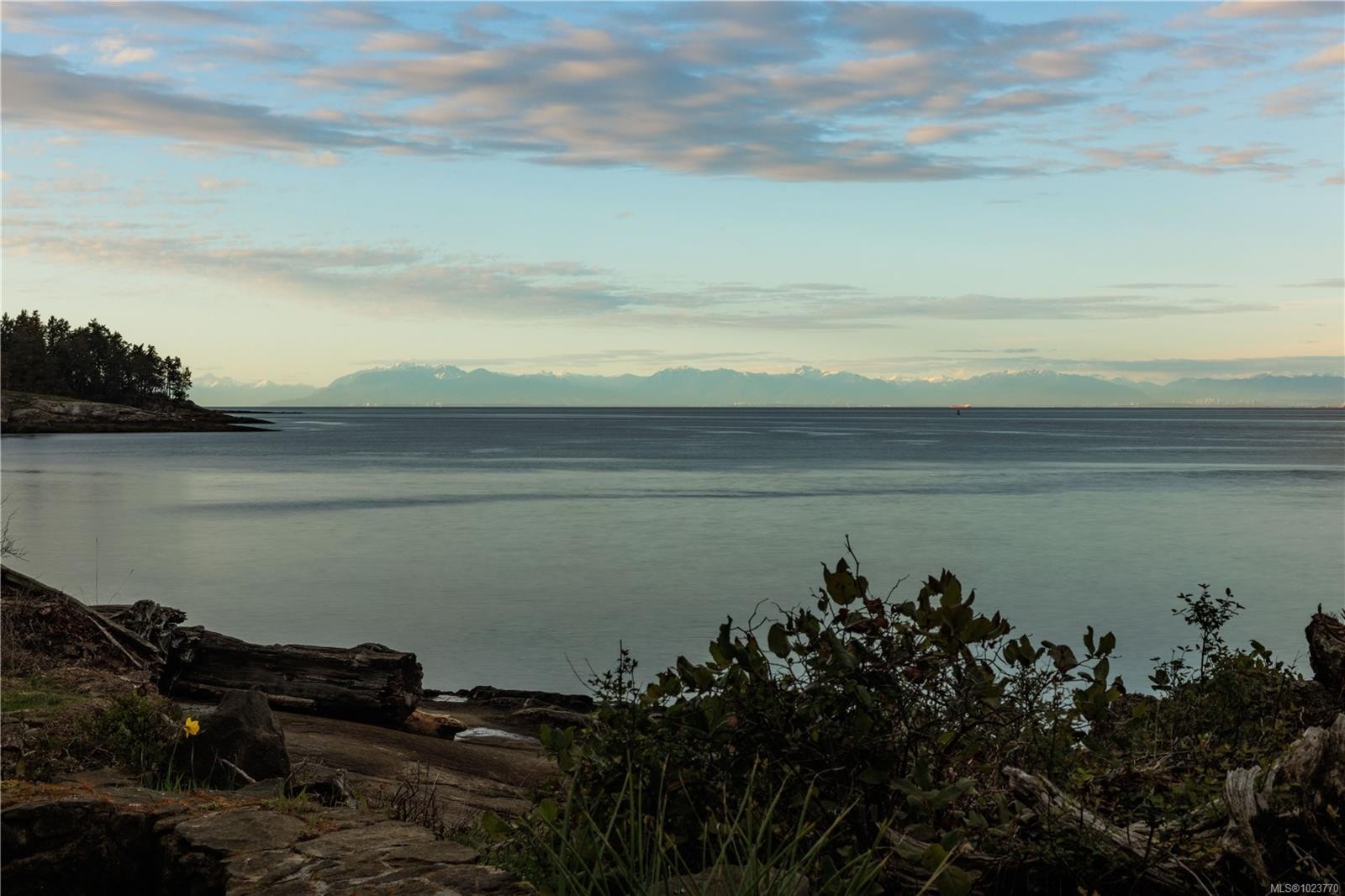 281 Bellhouse Rd, Galiano Island, BC